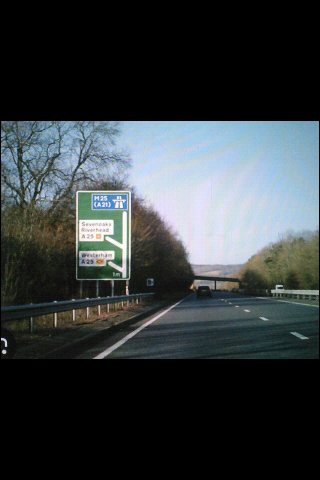 Anti-clockwise, inner loop M5 road sign approaching Sevenoaks/Dunton Green from the north. Traffic will have to make use of a narrow slip road at Dunton Green to continue on the M25, and there is no way at this point to get on the M26 to head east without using local roads through Sevenoaks/Dunton Green.
